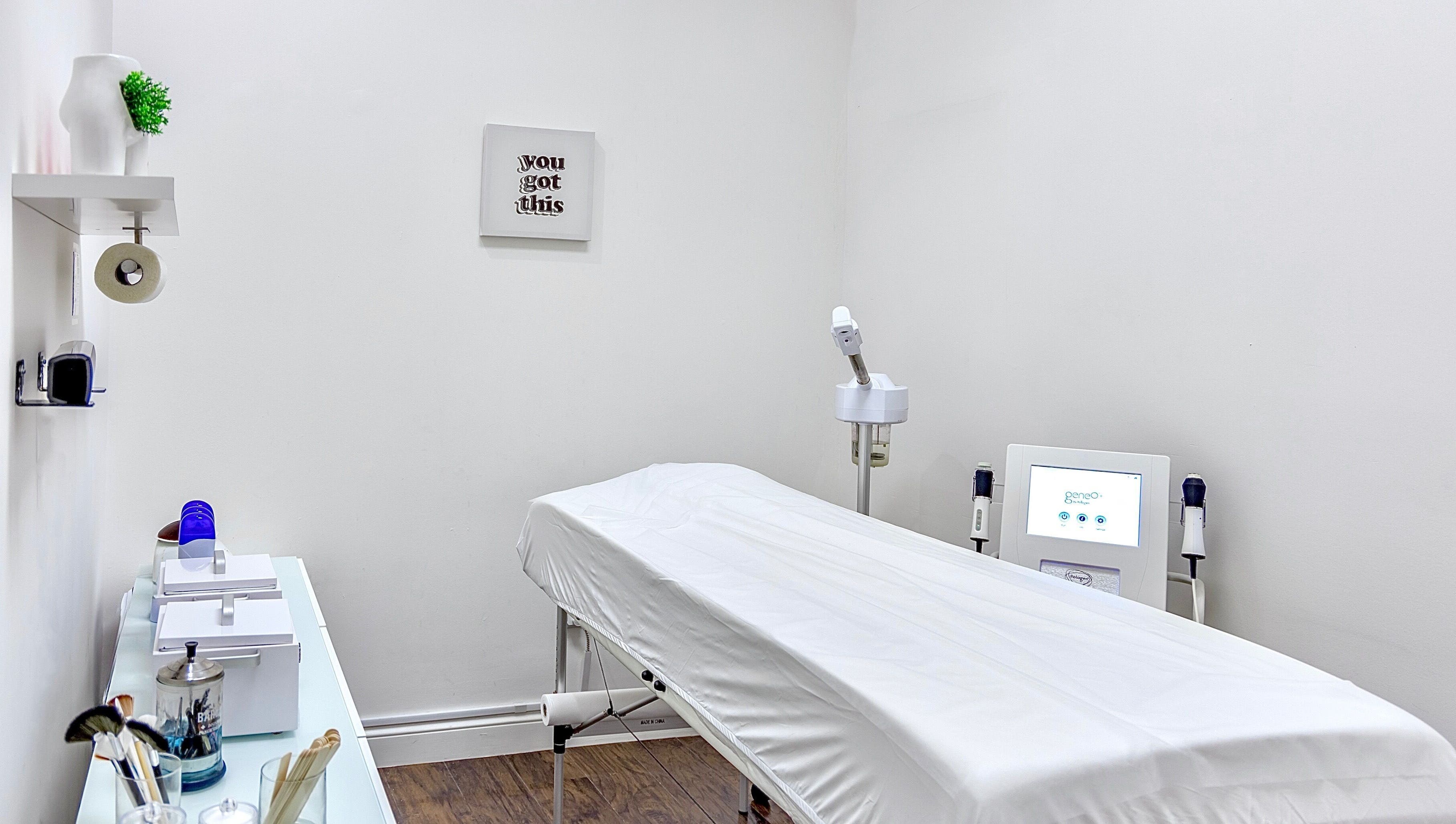 Calm treatment room at Skin From Brazil, Stockbridge, Georgia, US with modern equipment and cozy ambiance.