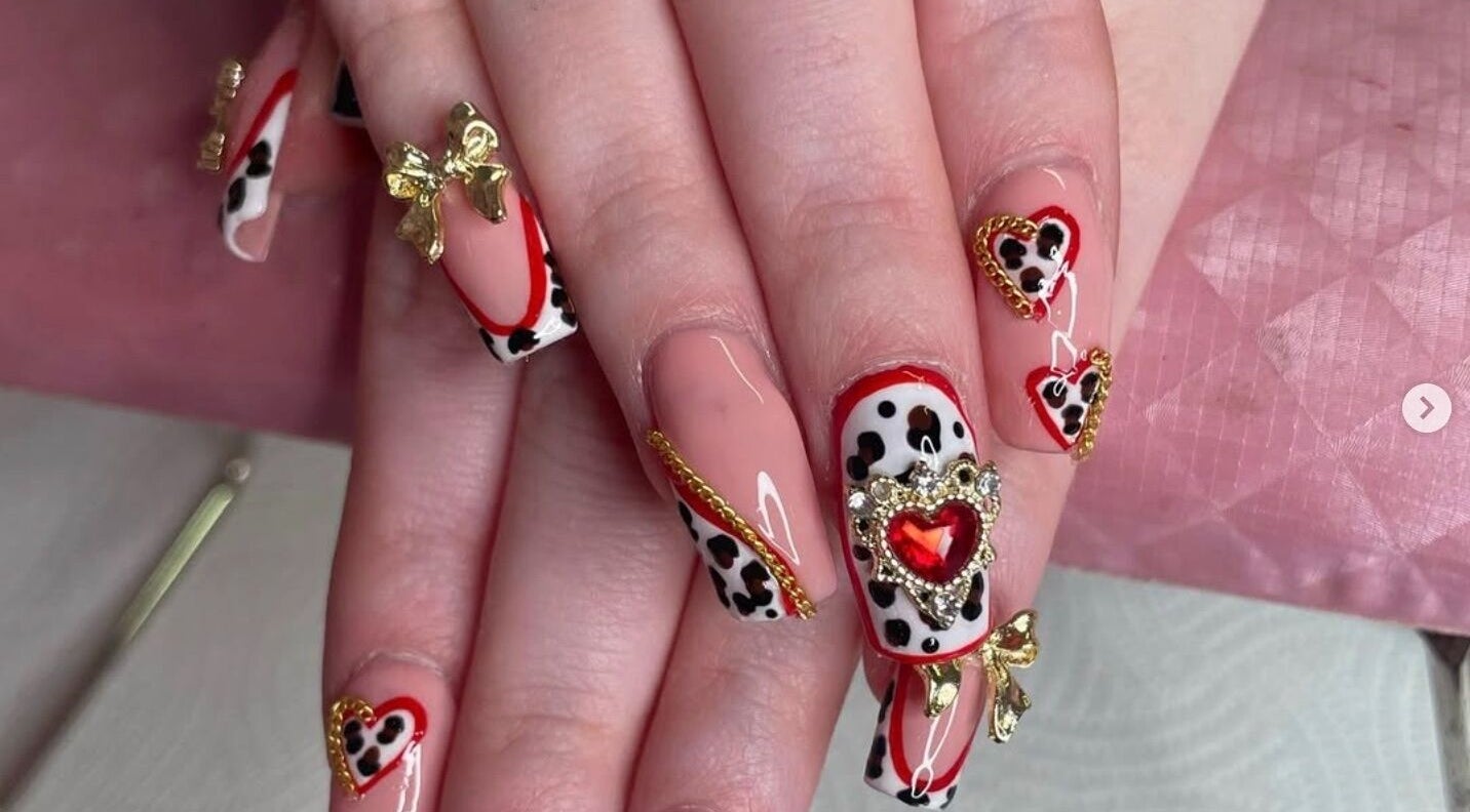 Stunning nail art with heart and gold details at RachB Beauty, Edenderry, County Offaly, IE.