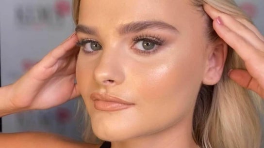 Rebecca Edwards Makeup