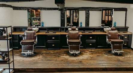 Three Chairs - Princes Risborough