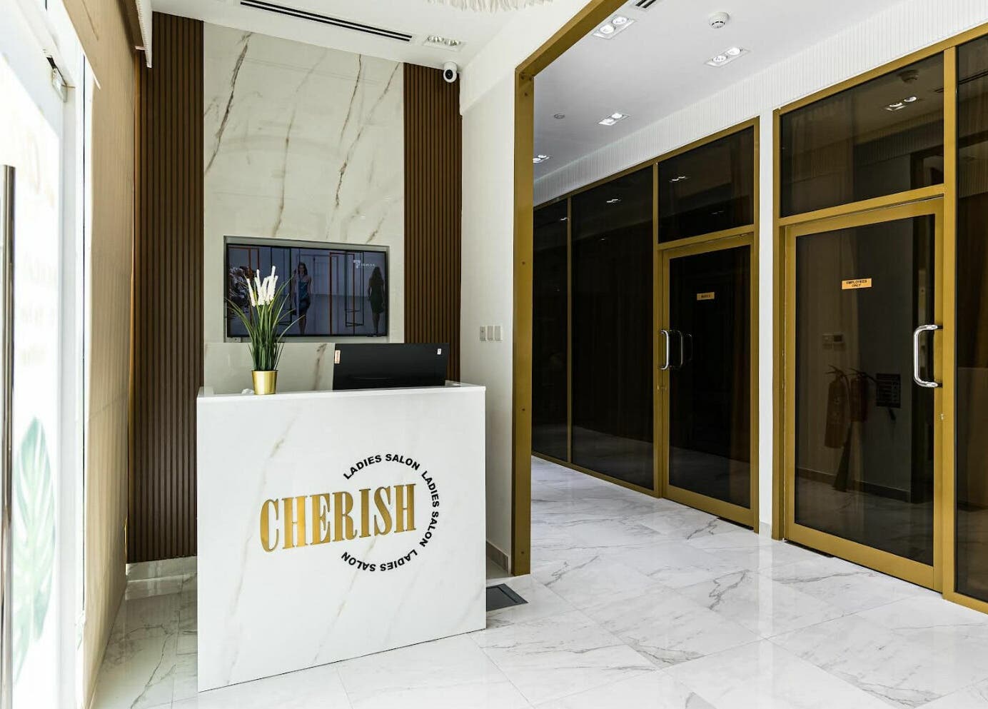 Entrance of Cherish Ladies Salon in دبي, دبي, AE with sleek design and modern decor.