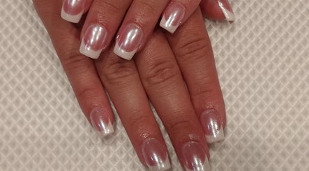 Angel's Wicked Nails & Lashes – obraz 2