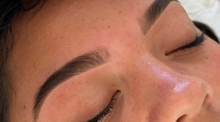 Defined Brows