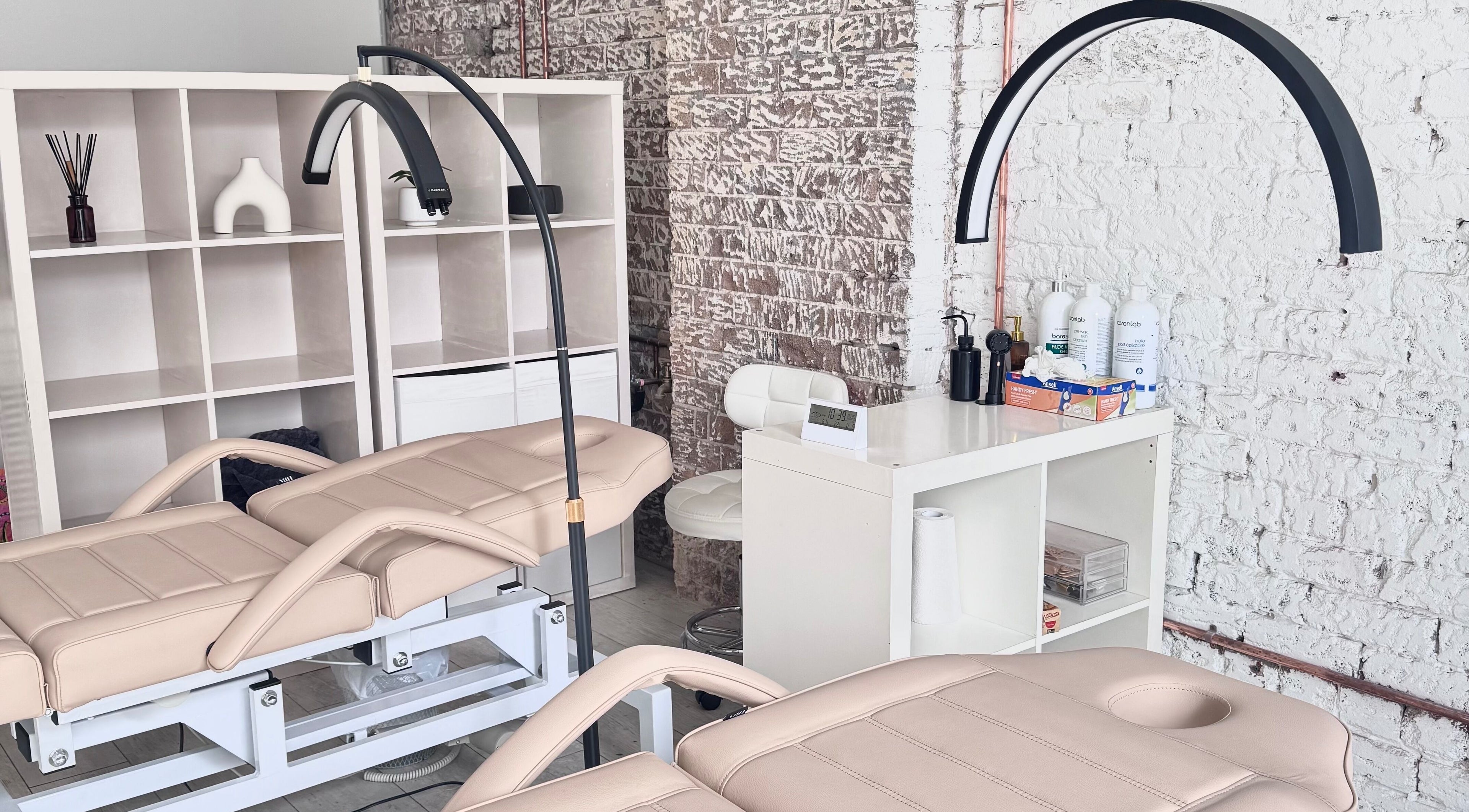 SORA Lashes & Brows - Alexandria Erskineville offers a serene treatment area with premium reclining chairs in Alexandria, New South Wales, AU.