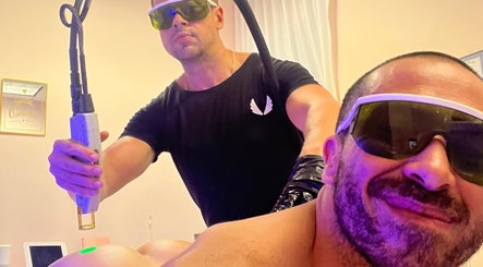 AlexSpot24 Miami - Mens Spa, Body Trimming, Waxing, Laser & Massage Specialized for Men imaginea 2