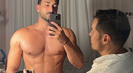 AlexSpot24 Miami - Mens Spa, Body Trimming, Waxing, Laser & Massage Specialized for Men