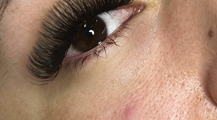 Cami Lashes 21 obrázek 3