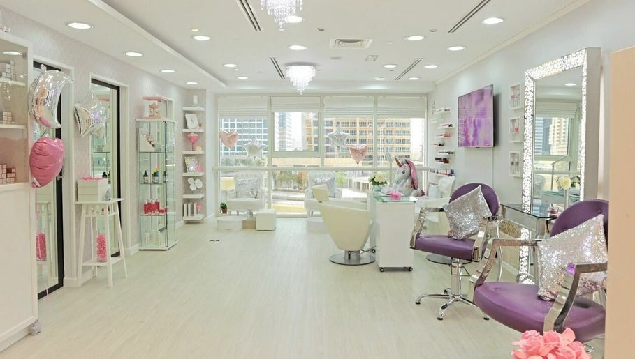 Image de Shovi's Beauty Lounge 1