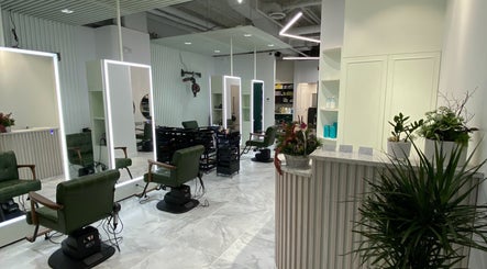 Linda Hair Salon