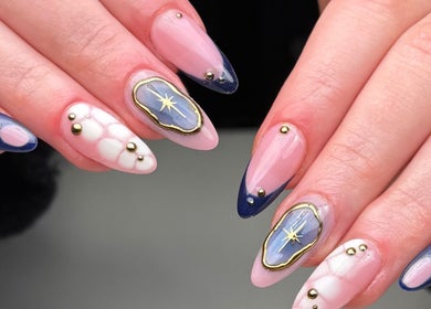 Exquisite nail art with blue and gold accents by Heather Connor at Elevate, Linlithgow, Scotland, GB.