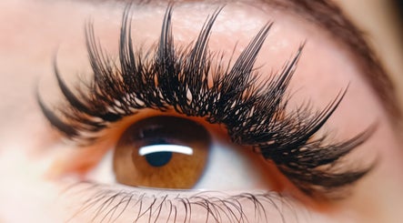 Lash Artistry by RK