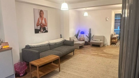 876 Beauty Lab - London