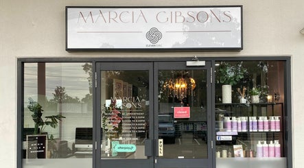 Marcia Gibsons Hair Fashions, bilde 2