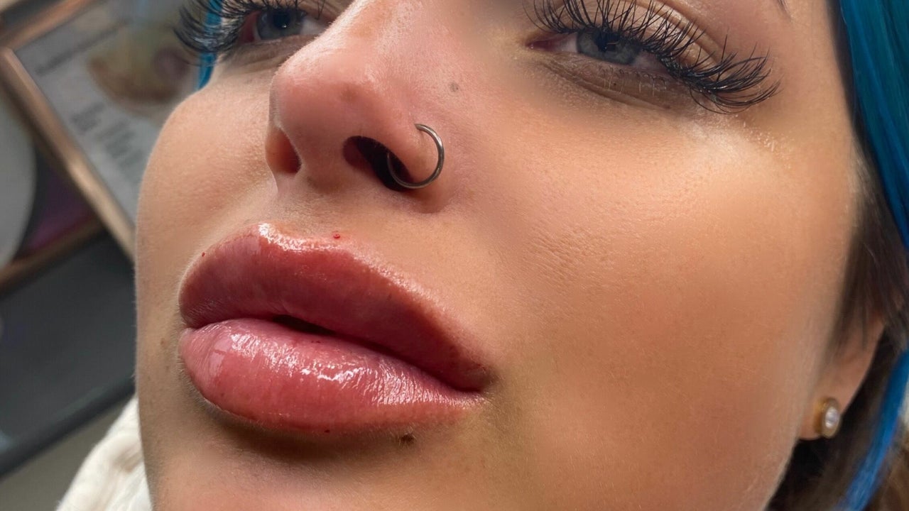 Coco and Bay UK, Acton Hall Walks 54 Wrexham Fresha