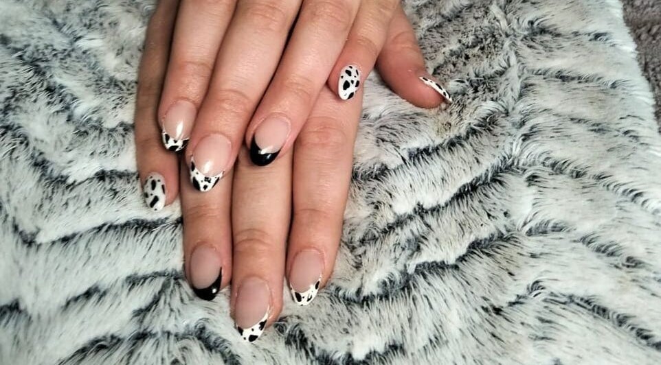 Elegant black and white nail art by Nails And Beauty By Adel - Meyerton EXT 4, Meyerton, Gauteng, ZA.