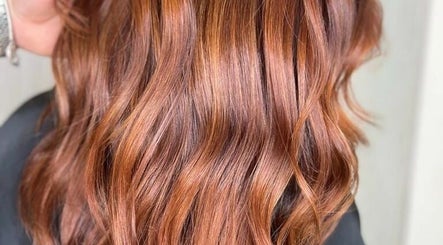 Hair Color by Yvana Roa, bild 2