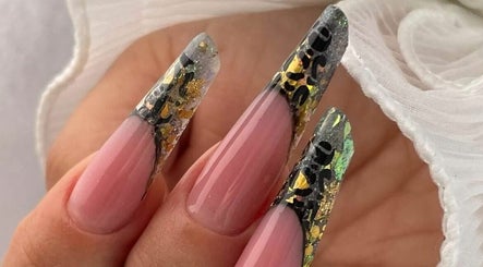 Jenny Nails and Lashes изображение 3