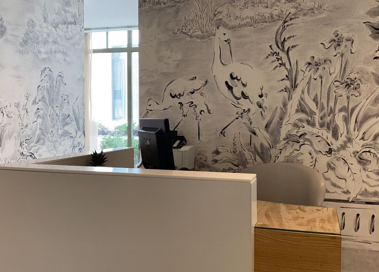 Elegant reception with artistic mural at Zoz Lashes - Dariyah, Diriyah, SA.