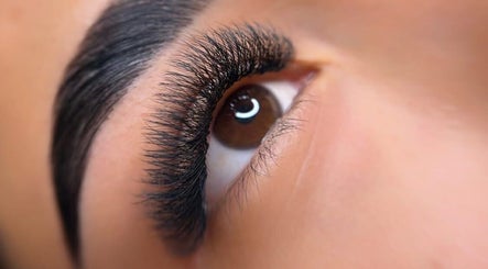 Pestañeo • Lash & Brows Studio