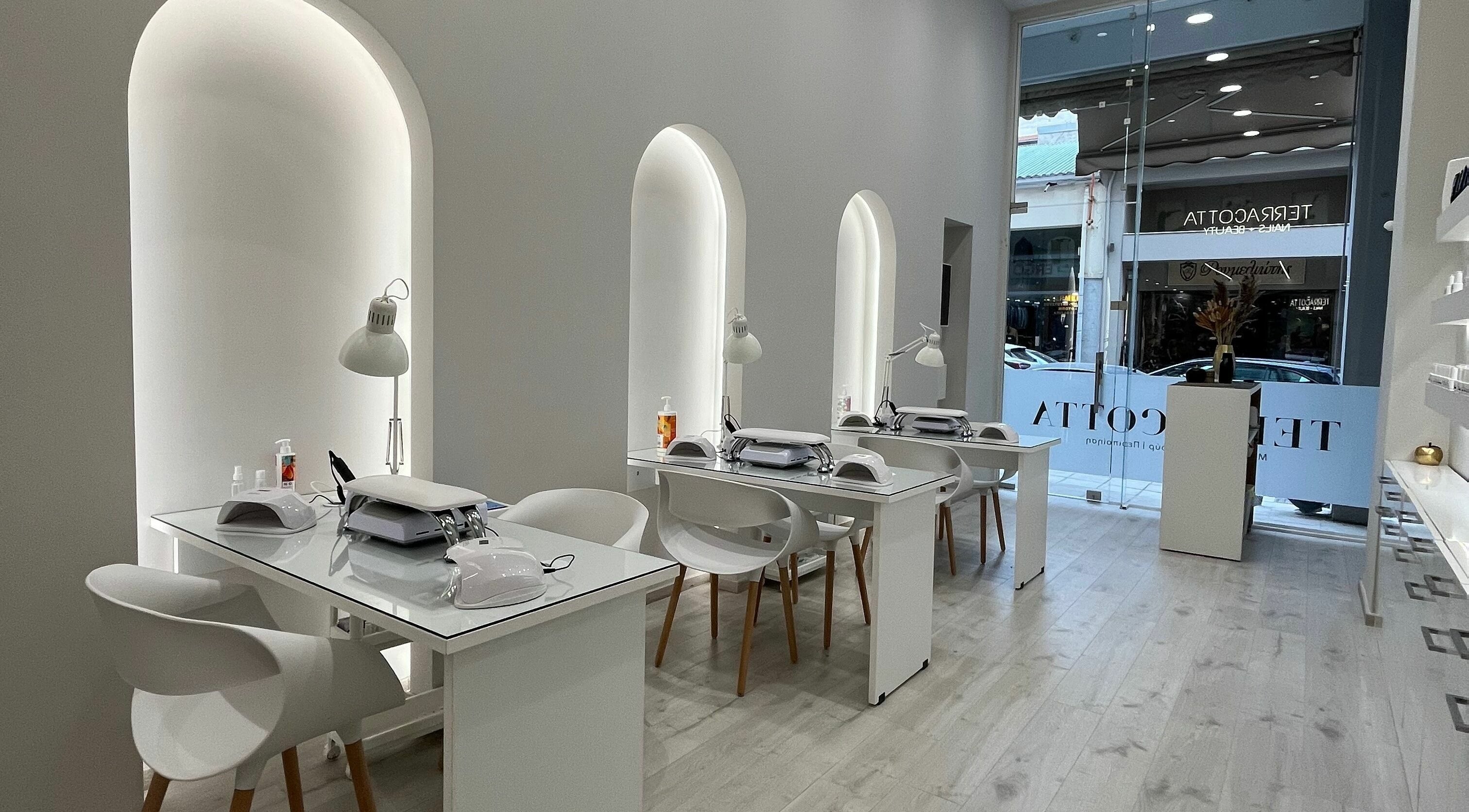 Σύγχρονος χώρος για μανικιούρ στο Terracotta Nails and Beauty - Πάτρα, Πάτρα, GR.