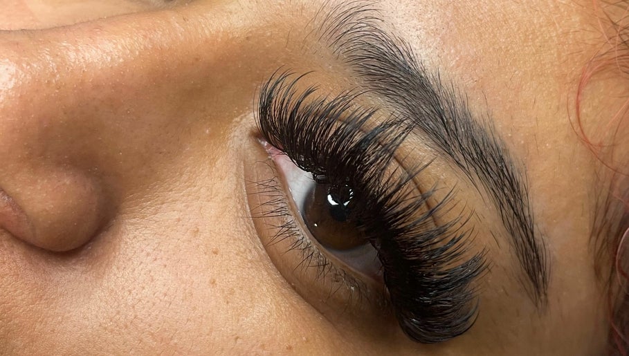 Sky’s Lash Co. image 1