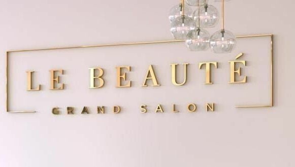 Le Beauté Grand Salon Bild 1