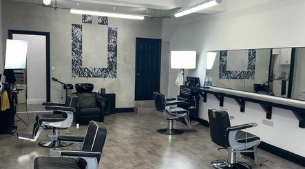 Ünknown Barbers image 2