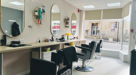 Salts Hairdressing and Barbering