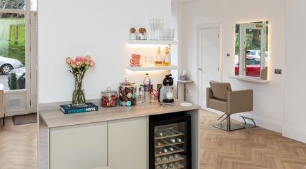 Bottega Lounge image 3