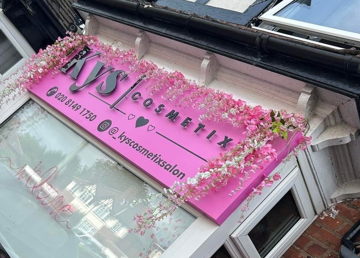 Exterior close-up of Cc Styled It venue in Birmingham, England, GB with floral decoration.