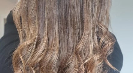 Hair & Beauty By Natasha