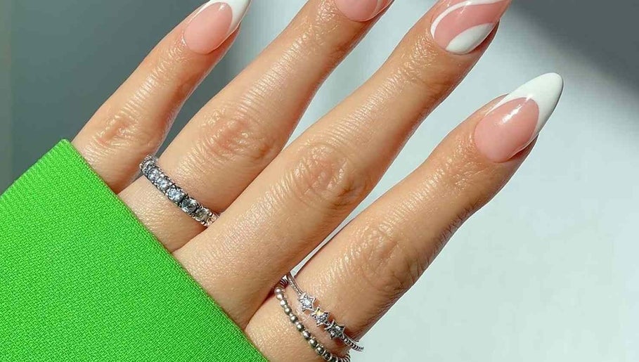 TT nails spa 2 image 1