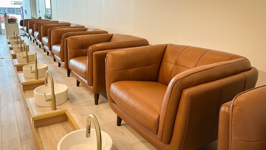 Luxurious pedicure chairs at Sweetling Nails and Spa, Ottawa, Ontario, CA, offering relaxing spa services.