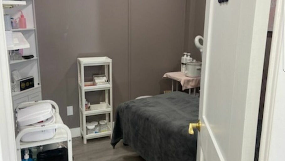 Atmosphere Beauty Lounge Medical image 1