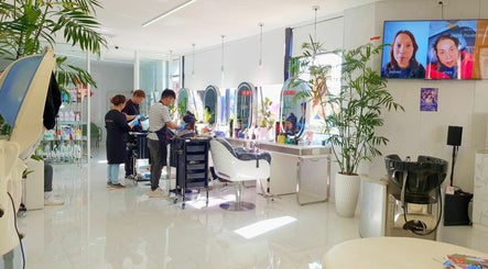 Εικόνα Bi Hair Beauty Salon 2