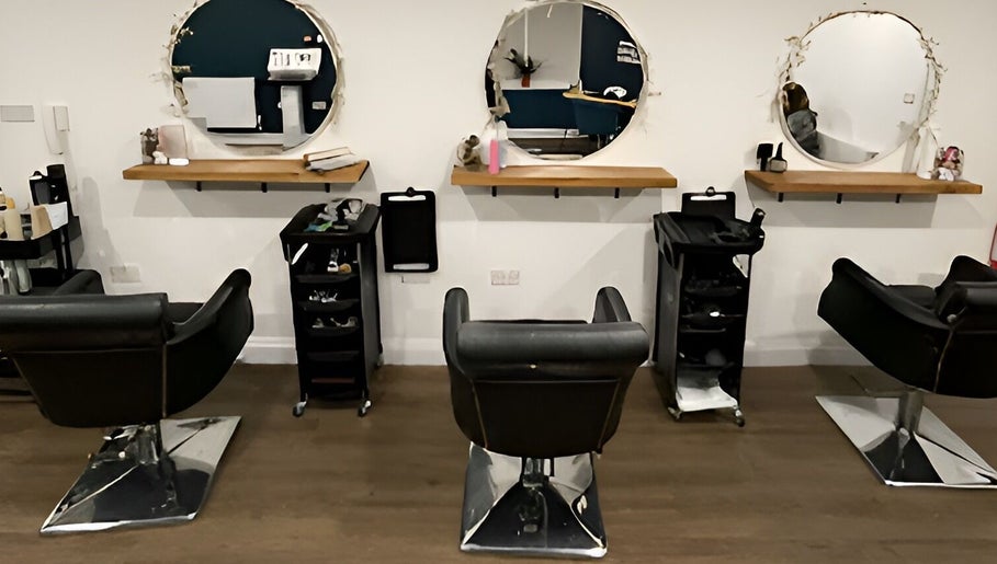 Stylish salon stations at Evolve Salon, Clacton-on-Sea, England, GB showcase modern beauty.