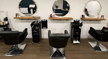 Evolve Salon