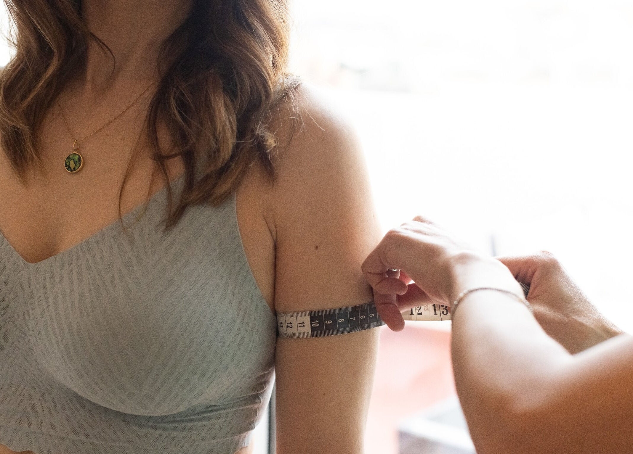Medición de brazo en REDUCTIVA Paseo de Gracia, Barcelona, Catalunya, ES.