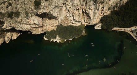 Spa at Lake Vouliagmeni – kuva 2