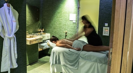 Image de New Hotel Spa Center 2