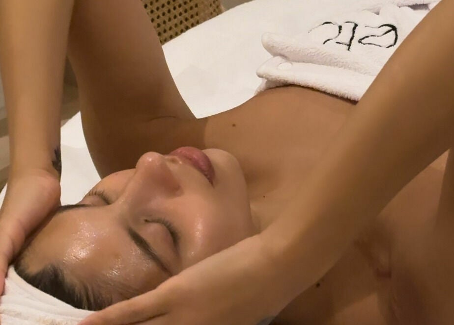 Relaxing facial massage at Etc Boutique I AlMalqa, Riyadh, Riyadh Province, SA, enhancing wellness and tranquility.