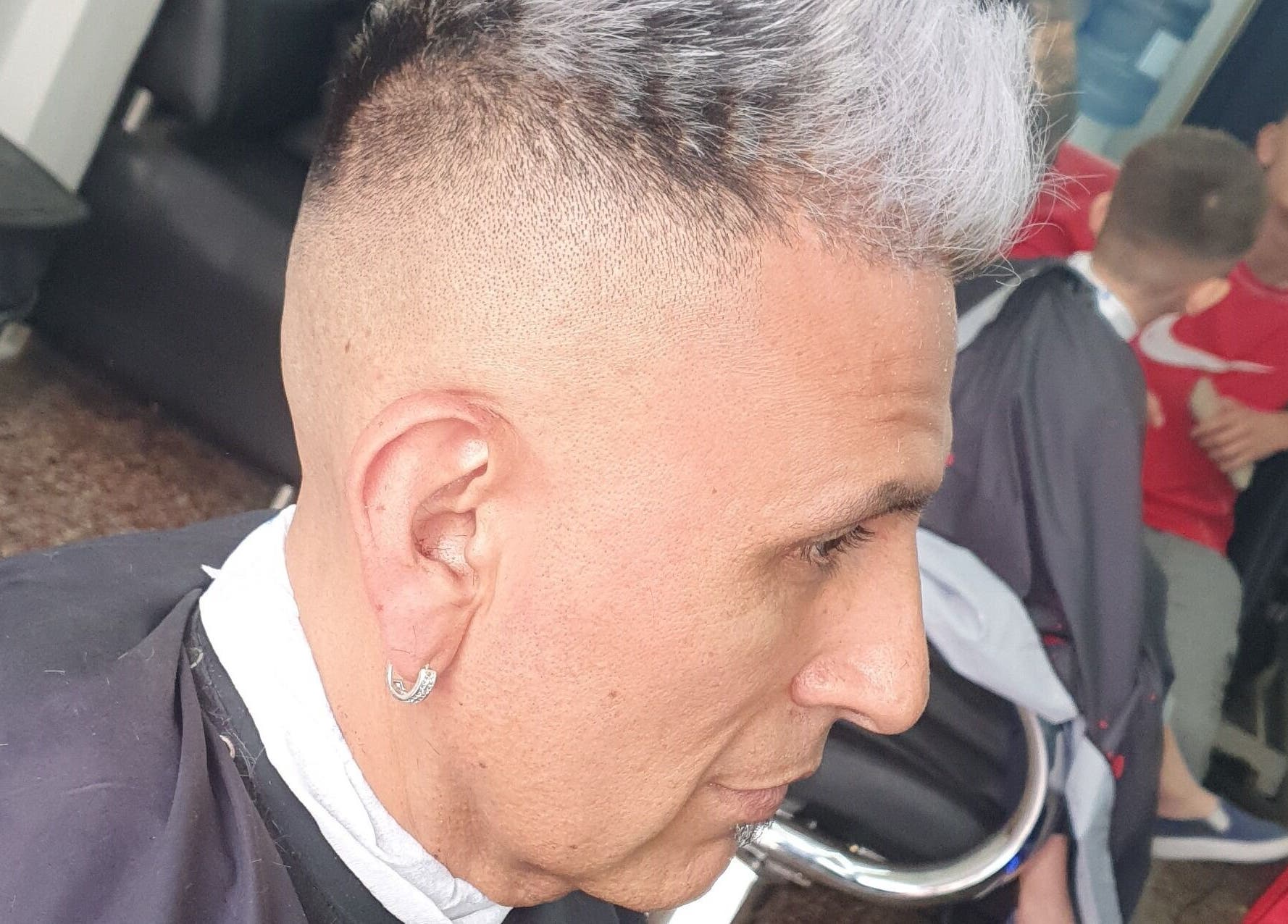 Corte moderno en Apuro Fade, Billinghurst, Provincia De Buenos Aires, AR. Estilo fresco y contemporáneo.