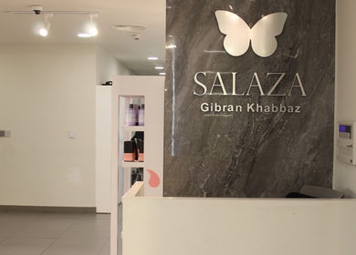 Elegant reception area of Salaza Gibran Khabbaz in Dubai, Dubai, AE showcasing modern design and products.