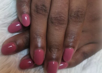 Elegant pink manicure at Amazing Beauty Salon and Wellness, Pretoria, Gauteng, ZA.