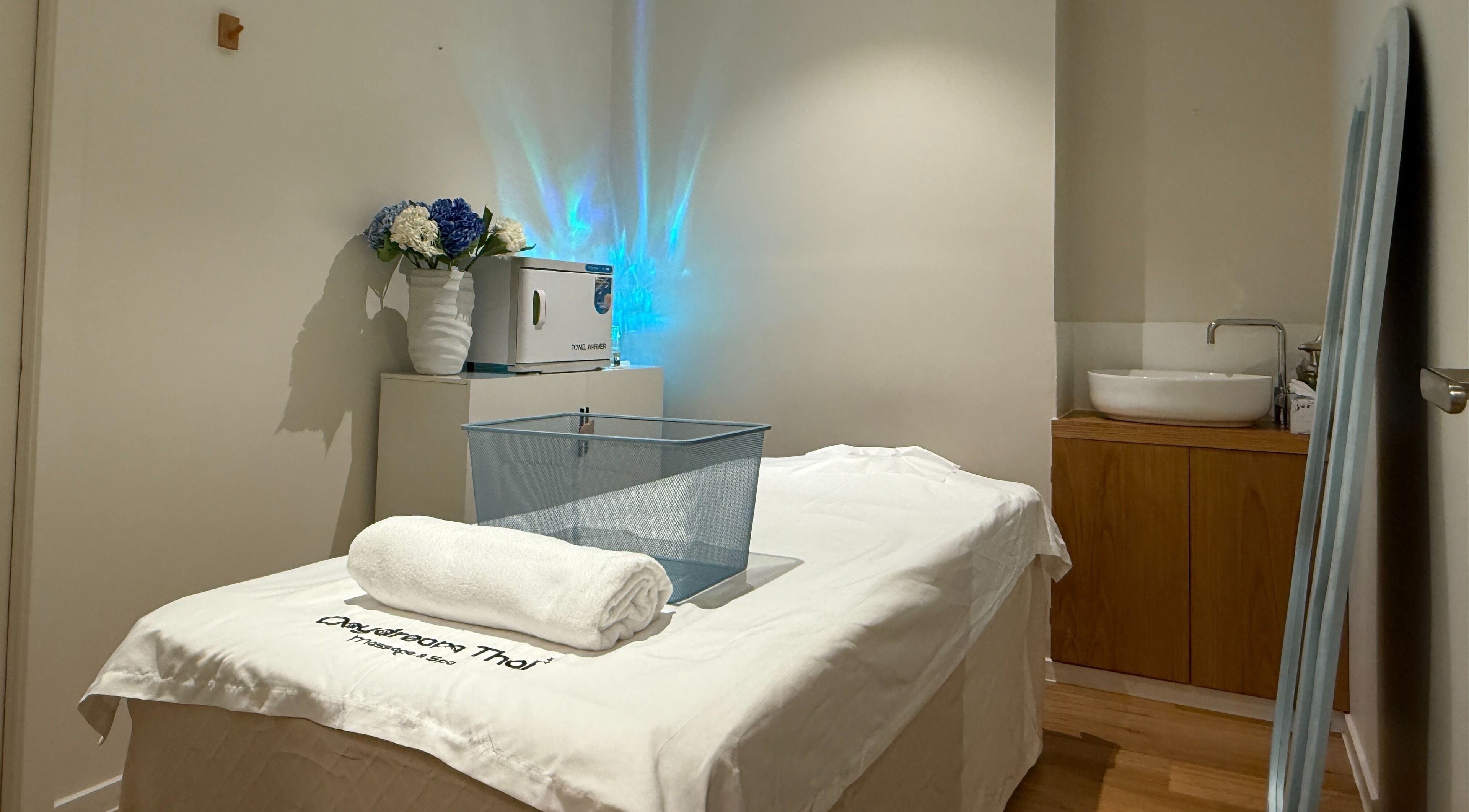 Tranquil massage room at Daydream Thai Massage & Spa South Melbourne, Melbourne, Victoria, AU, with white linen.