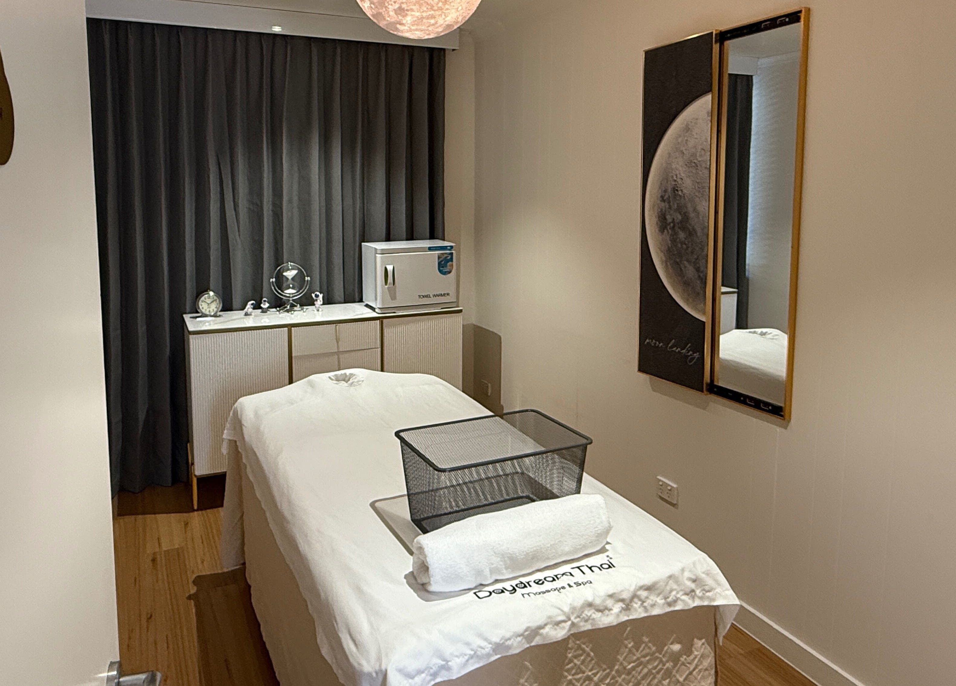 Peaceful massage room at Daydream Thai Massage & Spa South Melbourne in Melbourne, Victoria, AU.