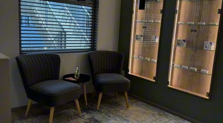 Av Brows Studio