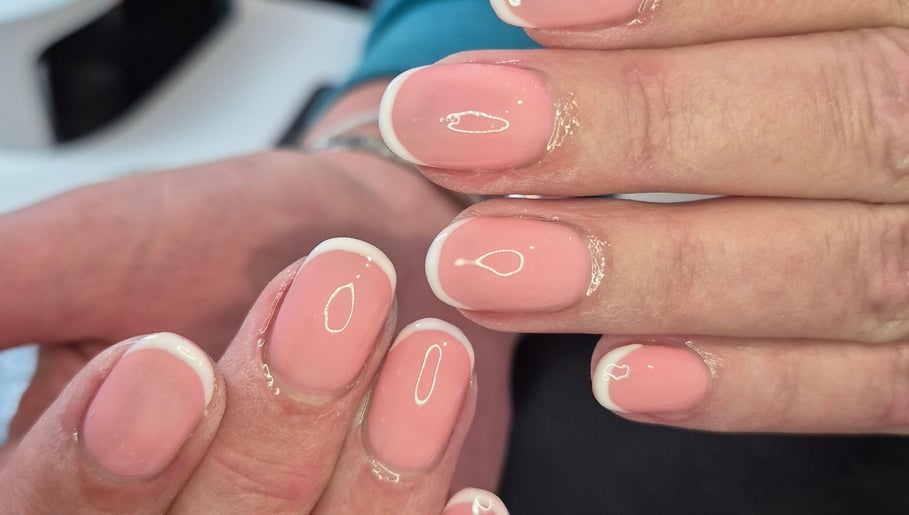Morgy Bo Nails image 1