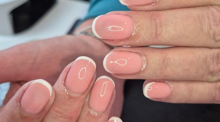 Morgy Bo Nails