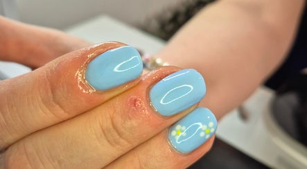 Morgy Bo Nails image 3
